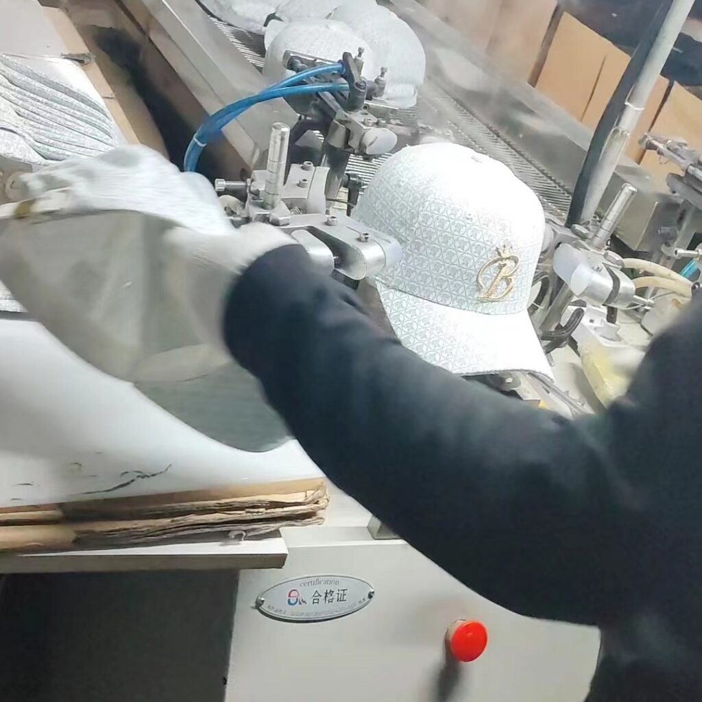cap-factory-production-scene-qdjy-3